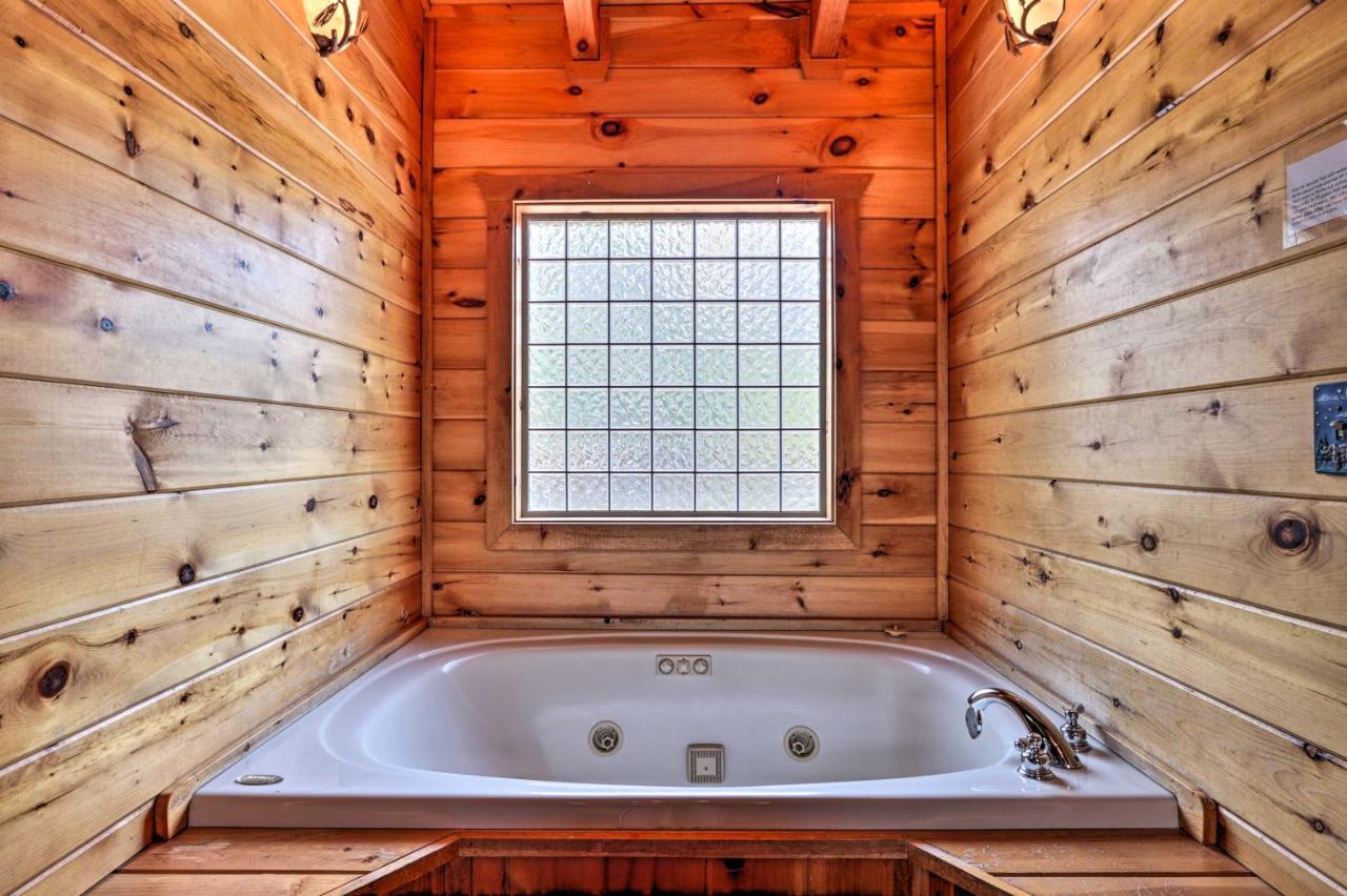 Pigeon Forge Getaway With Covered Patio And Hot Tub! מראה חיצוני תמונה